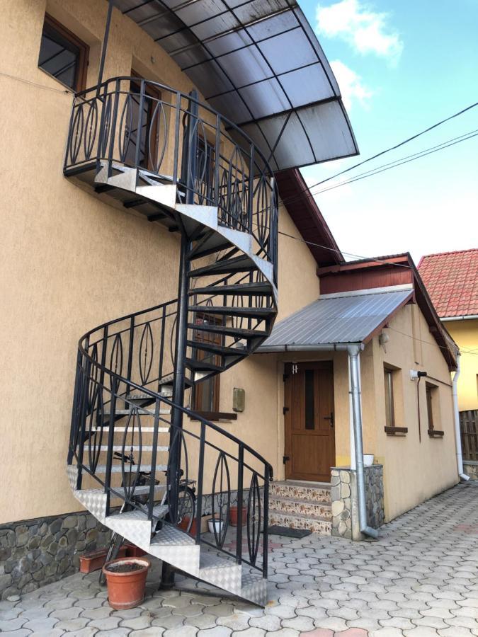 Casa Maria Hotel Gura Humorului Buitenkant foto